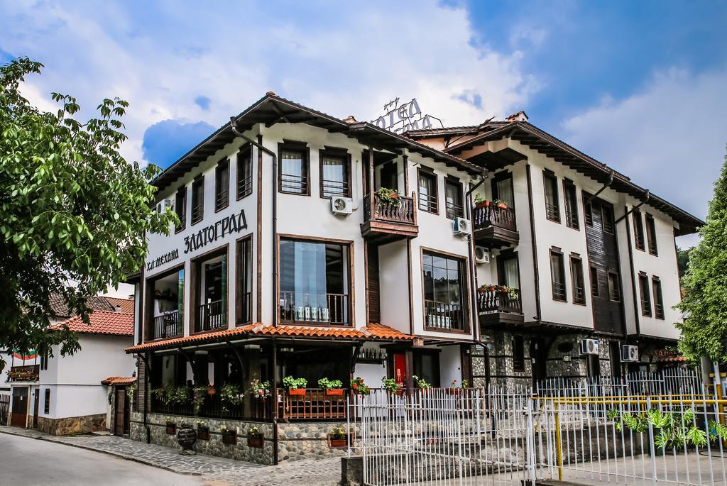 Семеен Хотел Златоград Exterior photo